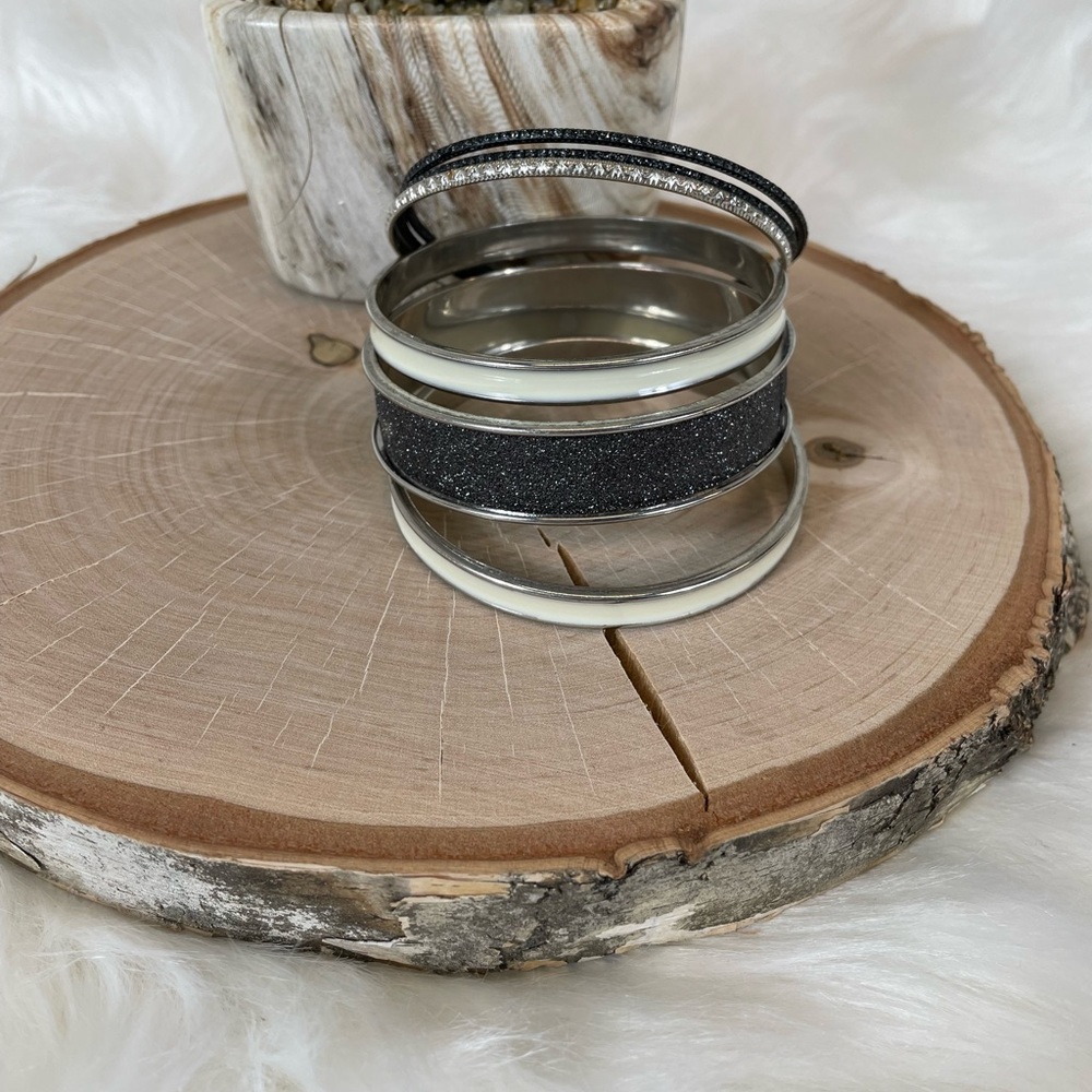 Black White Bangle Bracelet Set
